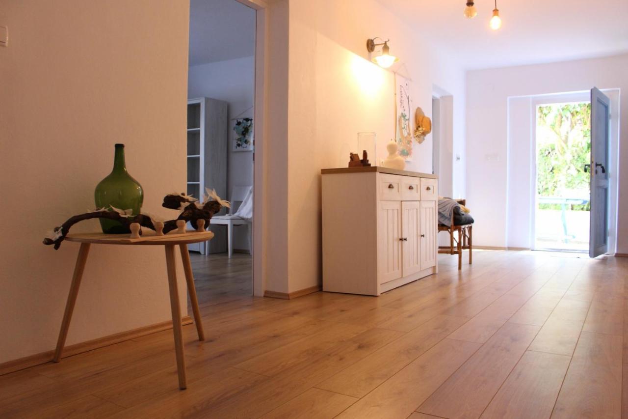 Blue Harbour No. 15 Appartement Veli Iž Buitenkant foto